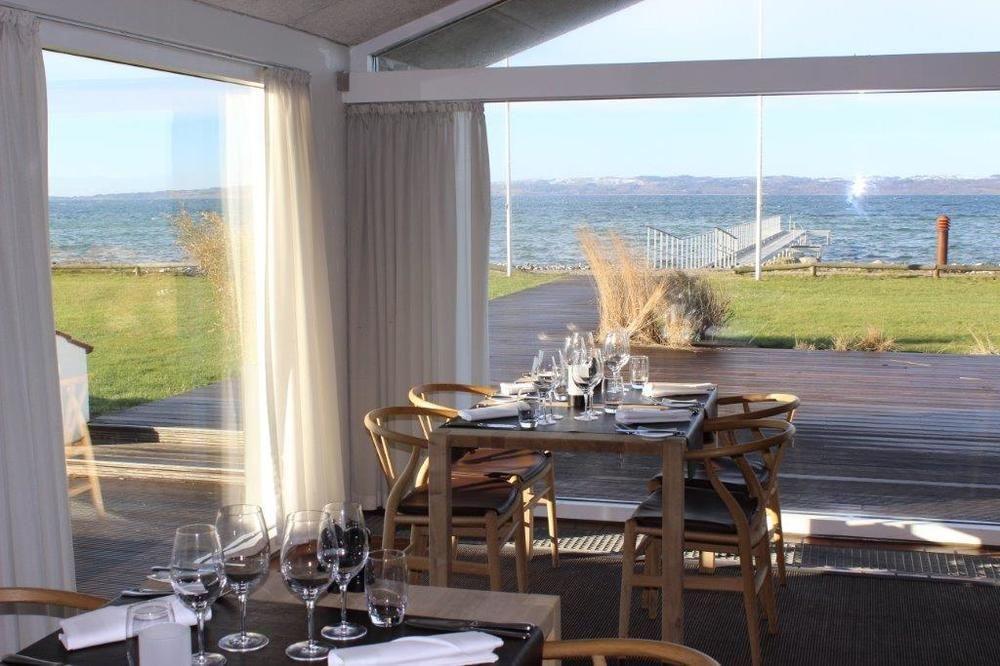 Langhoff & Juul Boutique Hotel Og Restaurant Эбельтофт Экстерьер фото